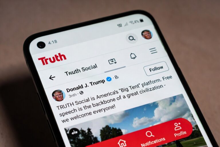 “México no es amigo de EU”, comparte Trump en su red social.